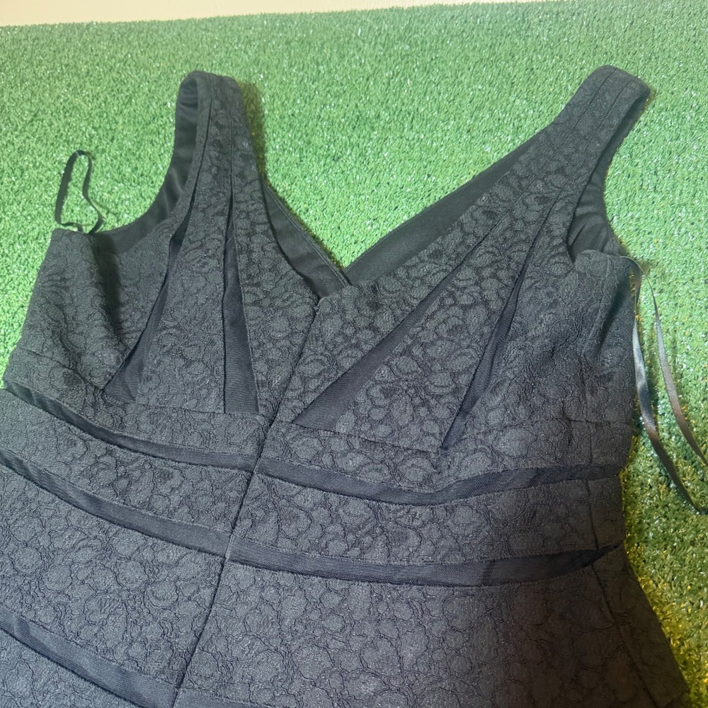 Black Lace Tiered Sleeveless V-Neck Cocktail Dress A-Line Bandage Style - Picture 4 of 11